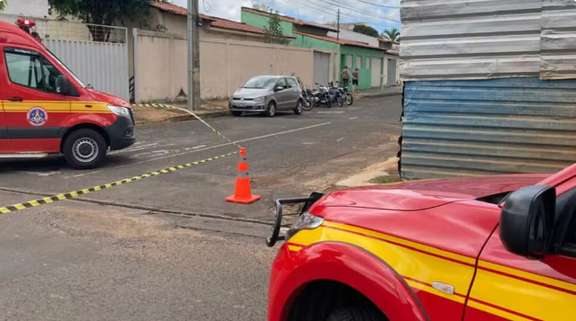 Mulher morre atropelada na Avenida Belarmino Cota Pacheco em Uberlândia