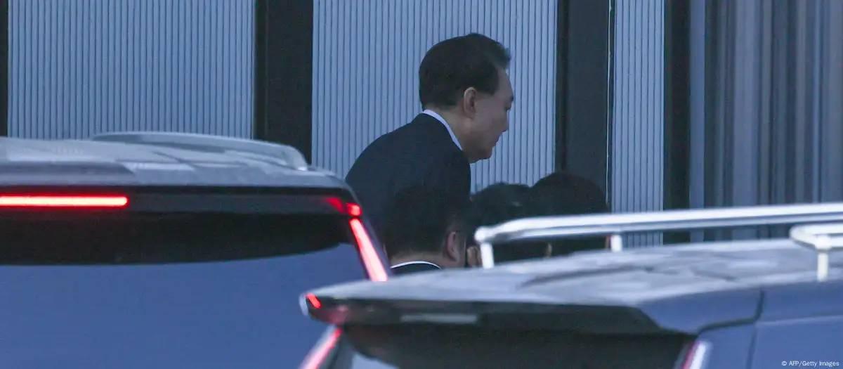 Presidente destituído da Coreia do Sul é detido pela polícia