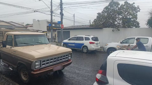 Procon e Polícia Civil fecham comércio de mercadorias falsificadas em Uberlândia