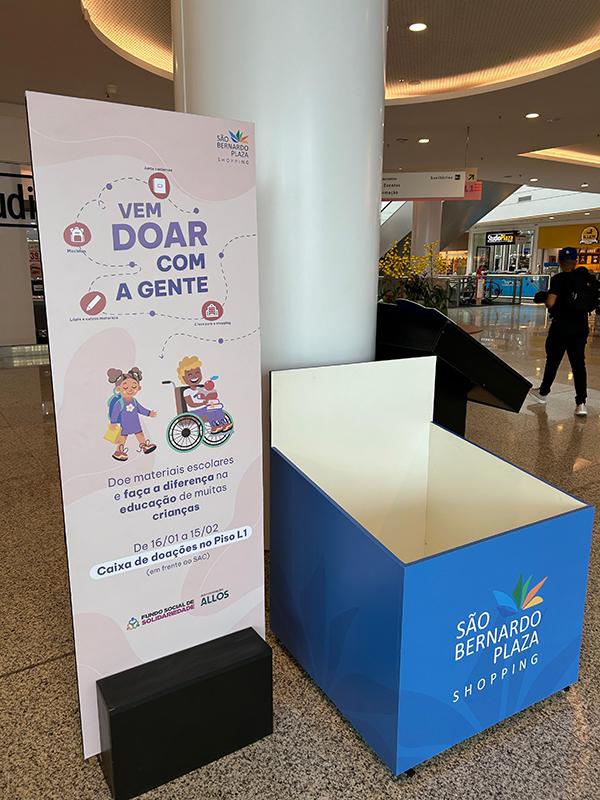 Volta às Aulas Solidária: São Bernardo Plaza Shopping arrecada material escolar em campanha social
