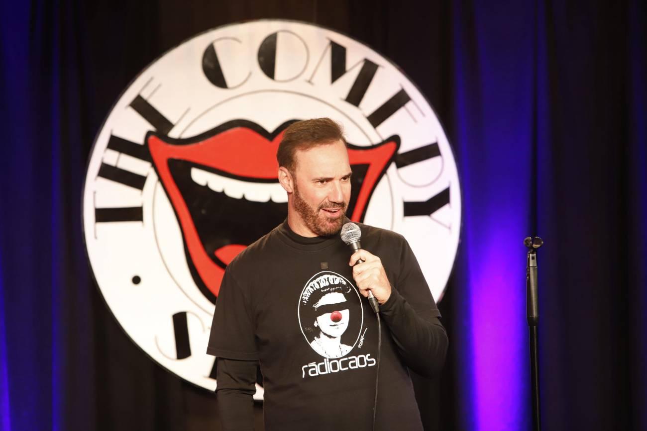 Diogo Portugal Abre Turnê Europeia com Apresentação em Londres