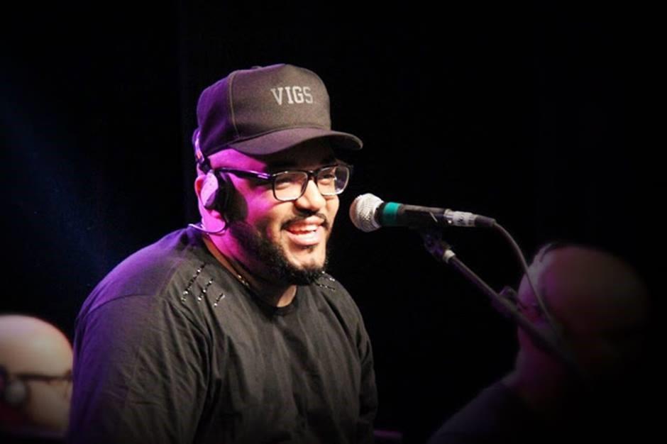 Estão abertas às vendas de ingressos para o show do cantor Tiee em Uberlândia