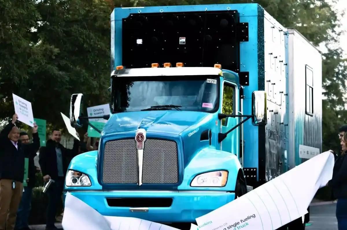 Kenworth T370 a hidrogênio bate recorde de autonomia com 2.906 km rodados com um abastecimento