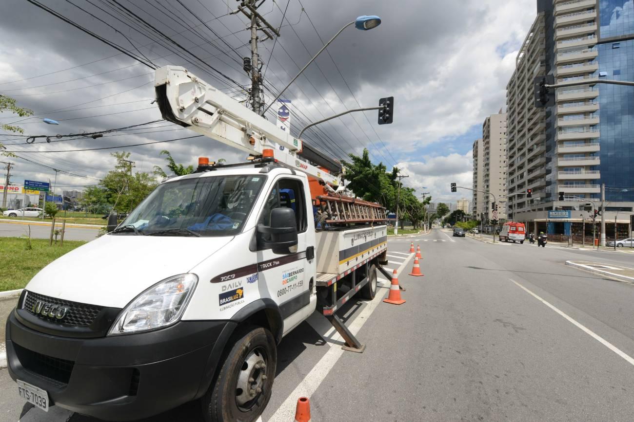 Prefeito Marcelo Lima inicia plano para combater furtos de cabos semafóricos em São Bernardo