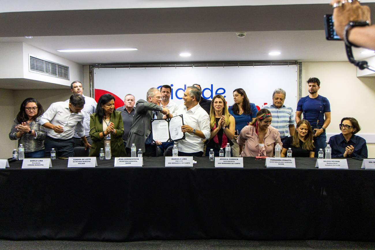 Decreto amplia faixa etária da mamografia em São Bernardo, 1ª cidade do Brasil a realizar ação