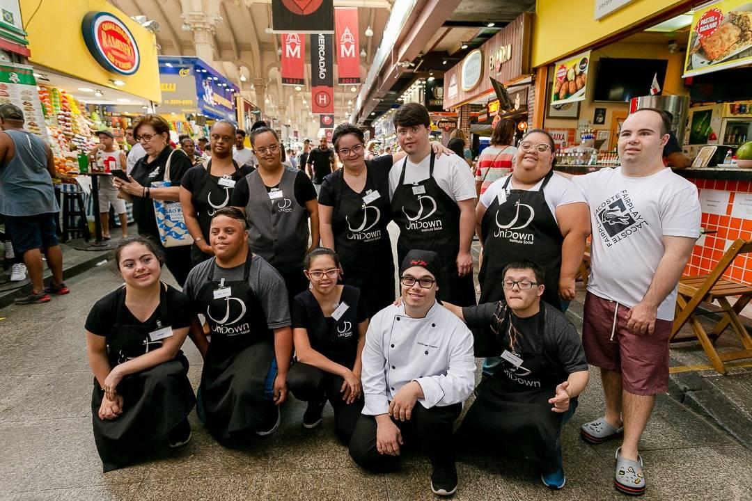 Mercadão de SP e Instituto UniDown promovem ação especial no Dia Internacional da Síndrome de Down