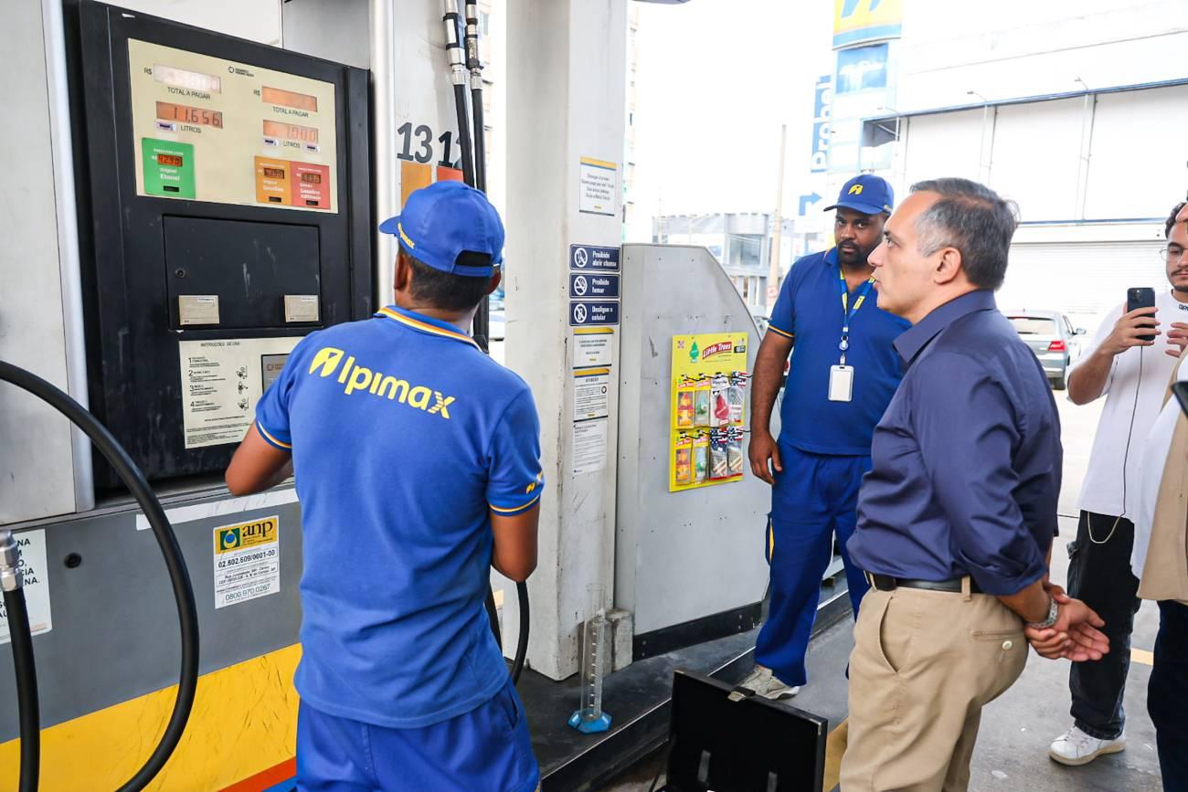 Prefeitura de São Bernardo inicia fiscalização em postos de combustíveis visando mais transparência e qualidade no serviço