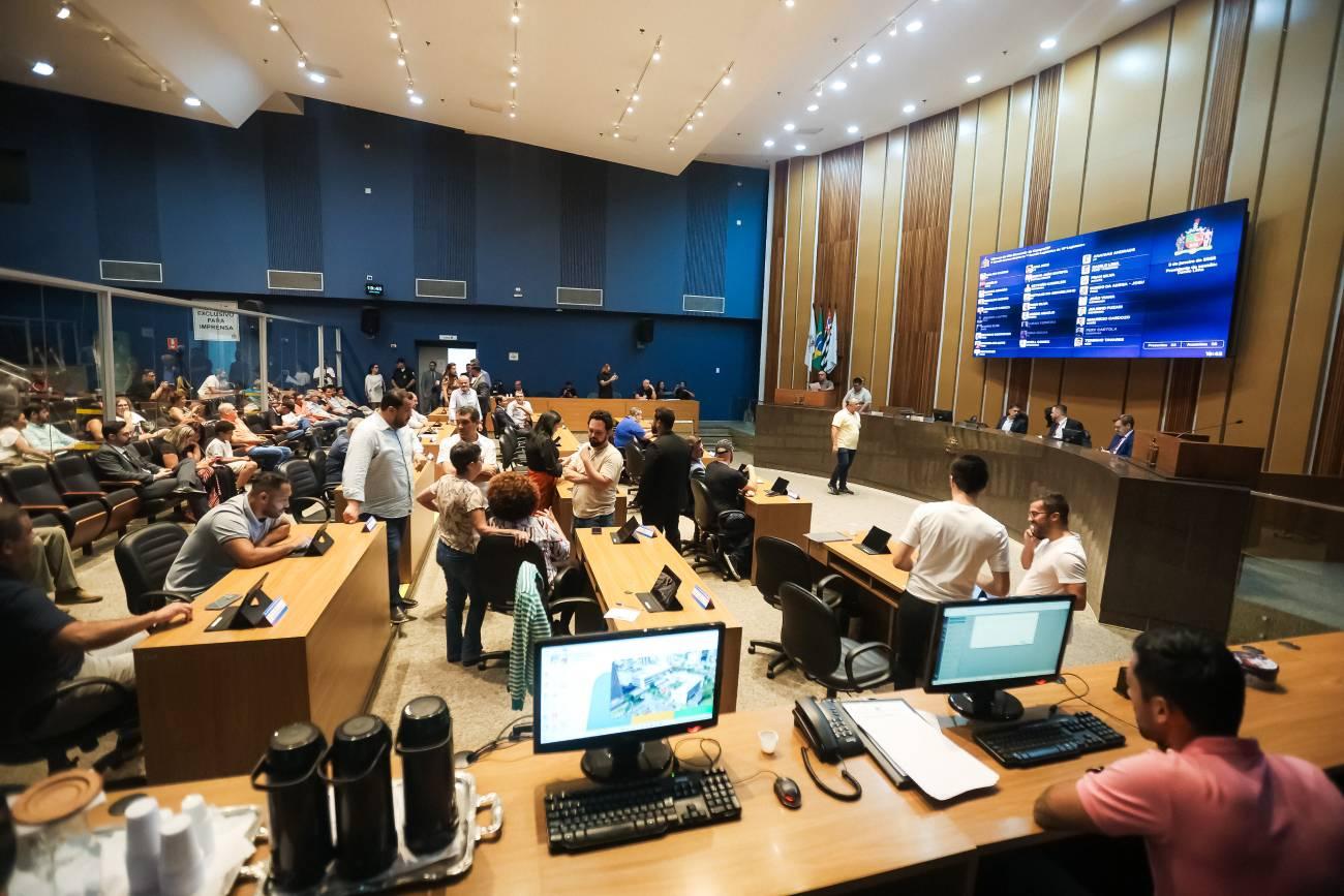 Prefeitura encaminha para votação projeto de Lei que cria intercâmbio para estudantes da rede pública