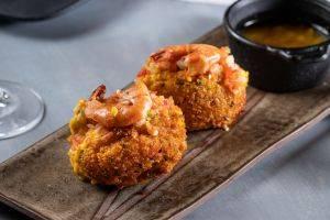 Workshop gratuito ensina a fazer ícones da gastronomia brasileira: virado à paulista e acarajé