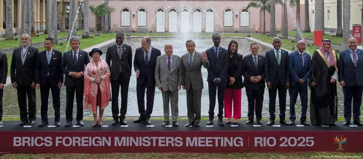 Brics criticam o 
