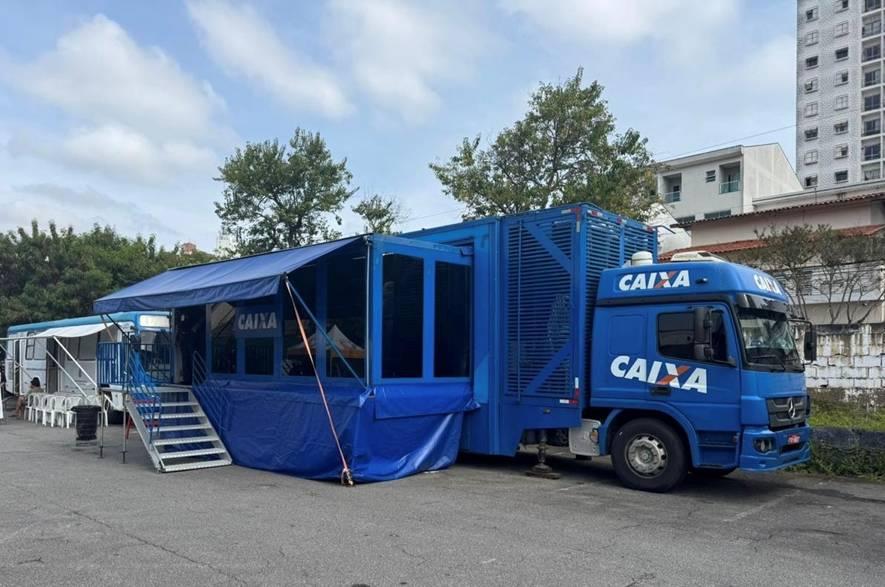 Caminhão Caixa chega a São Bernardo do Campo