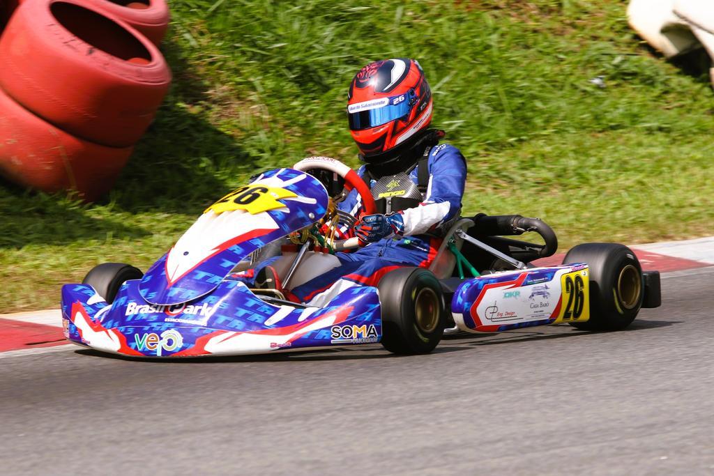 Dudu Salamonde assume liderança da Rotax Júnior max na Copa São Paulo KGV