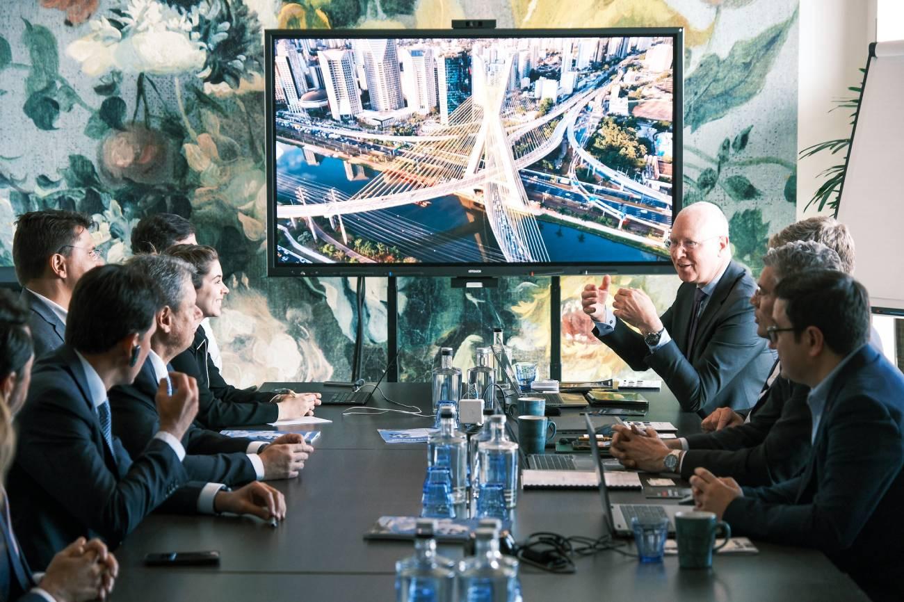 Governo de SP inicia roadshow internacional e apresenta túnel Santos-Guarujá a investidores holandeses