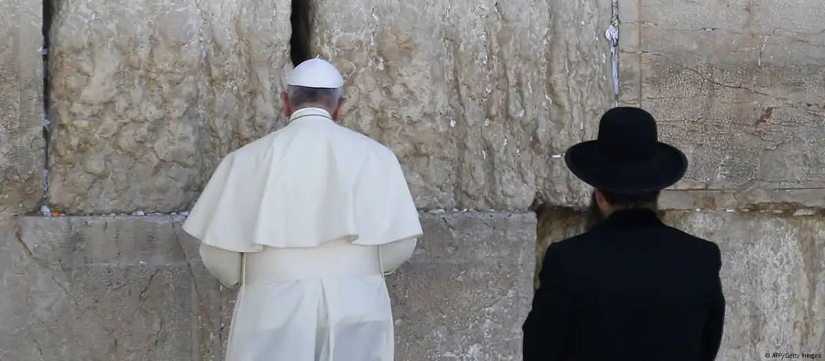 Israel exclui nota de pesar pela morte do papa Francisco
