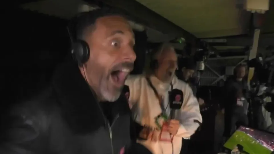 Rio Ferdinand se emociona com virada do United sobre o Lyon por 5 a 4