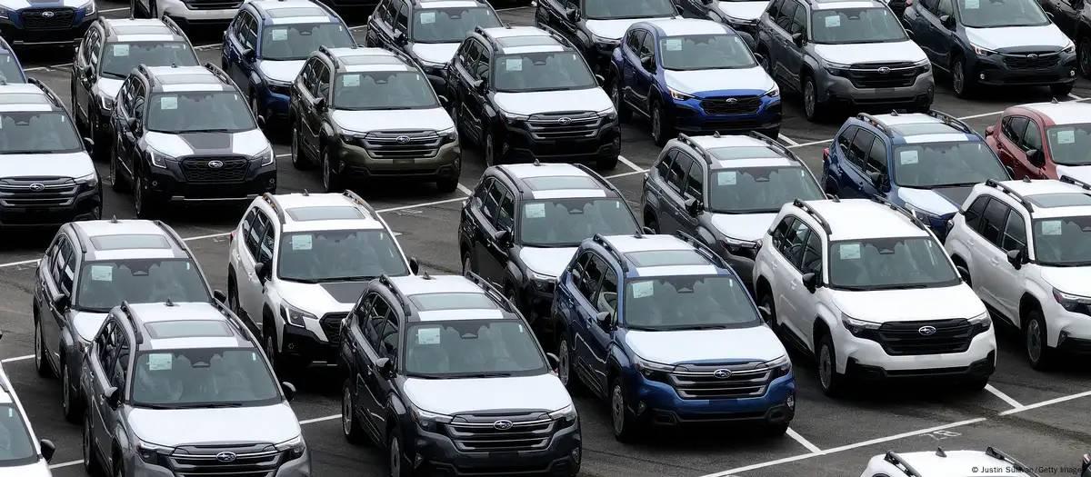 Trump ameniza impacto de tarifas sobre indústria automotiva