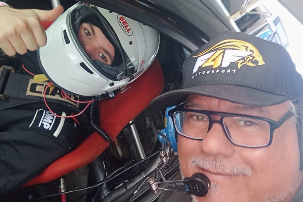 Após a estreia, Arthur Virgilio conquista pódio em MG