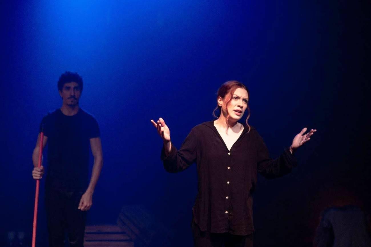 Casa de espetáculos gamificada estreia no Brasil com três peças inéditas e interatividade em tempo real