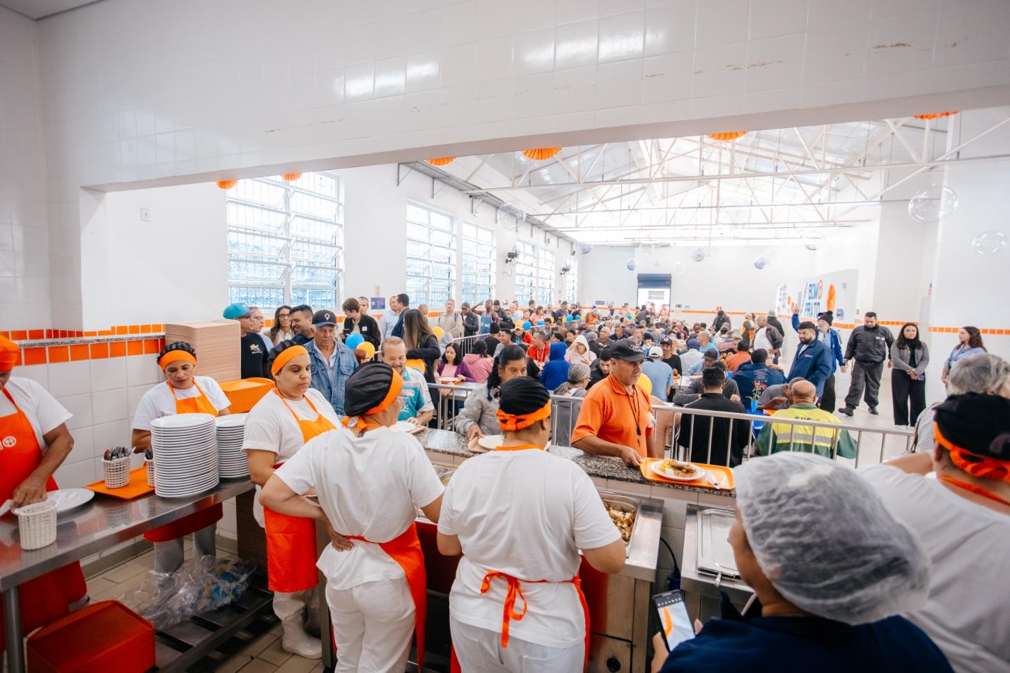 Com 4,2 mil refeições servidas por dia, Bom Prato integra ações de combate à fome em São Bernardo