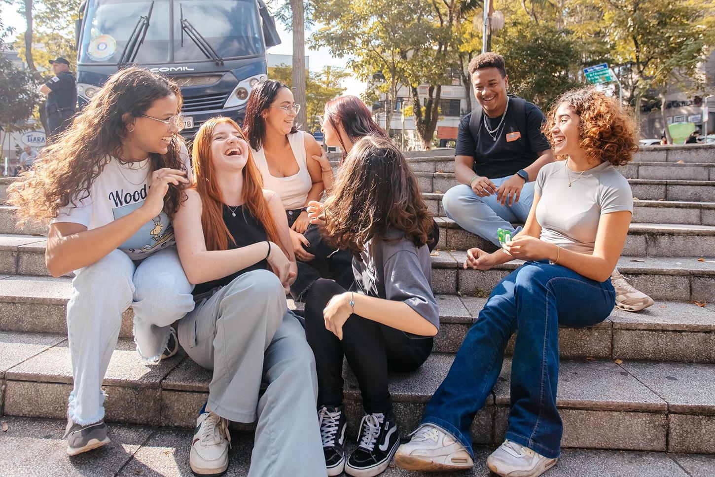 Encontro com pais marca 1ª reunião após seleção de alunos para intercâmbio do Conecta São Bernardo
