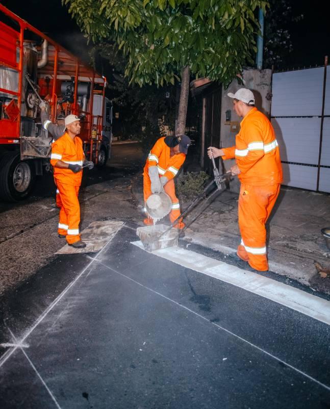 Entrega de nova etapa de programa de recapeamento beneficia moradores do Jardim Cláudia