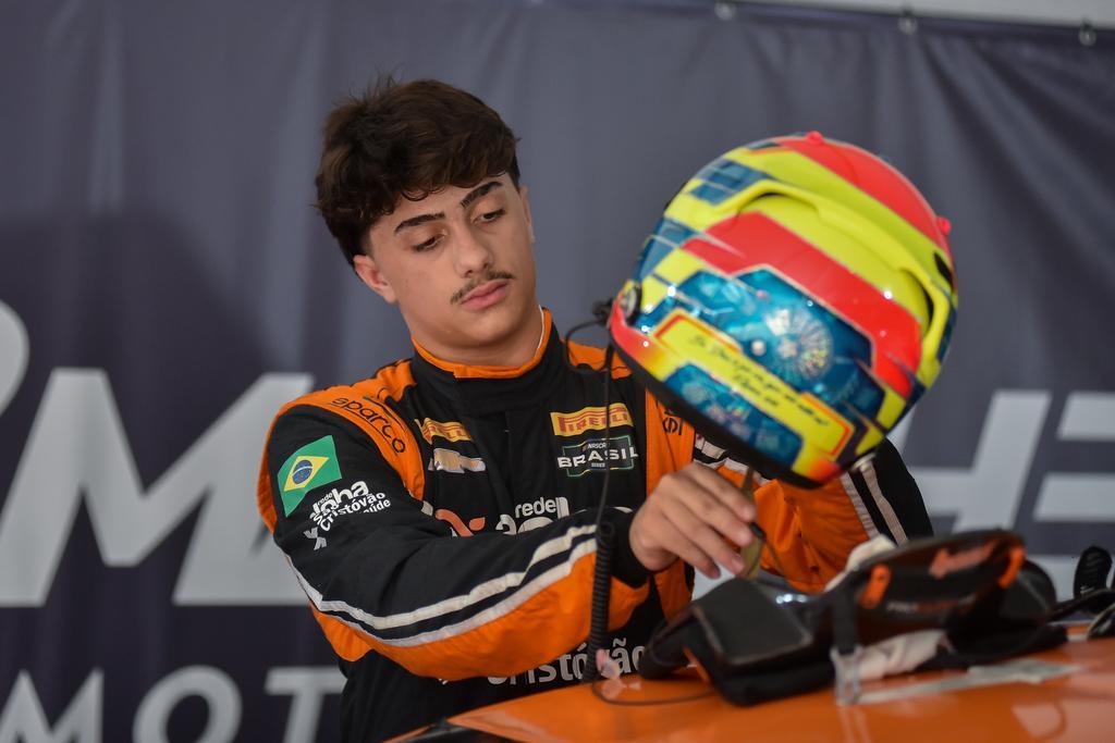 Gabryel Romano vai para Interlagos em busca do pódio