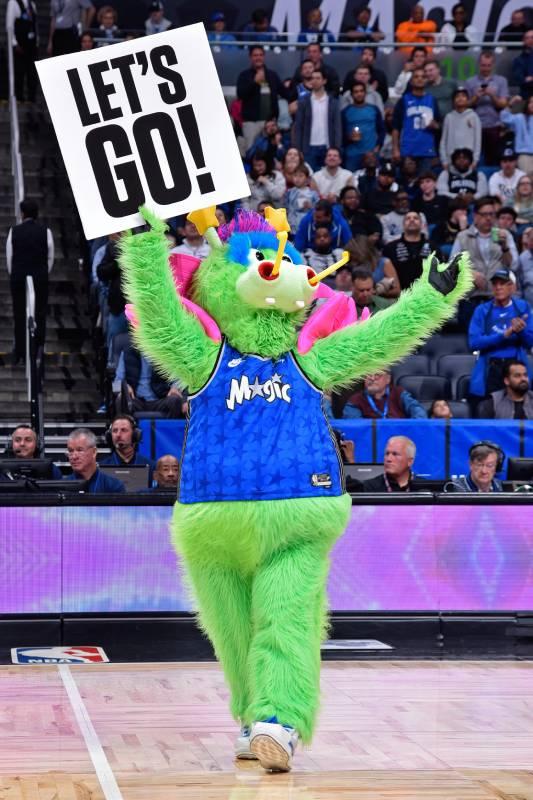 NBA House 2025 recebe o mascote do Orlando Magic 