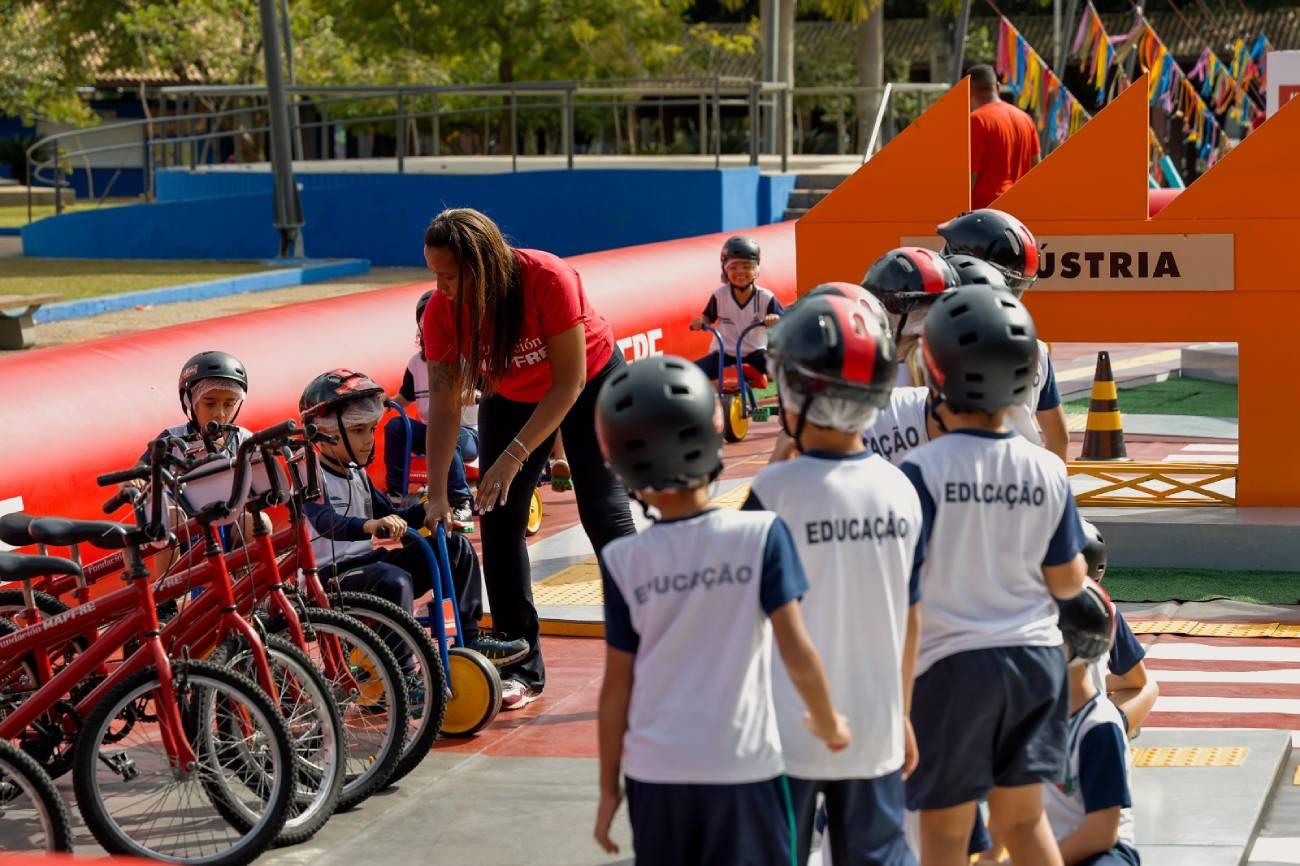 Projeto de educação no trânsito atende 2 mil alunos do Ensino Fundamental de São Caetano