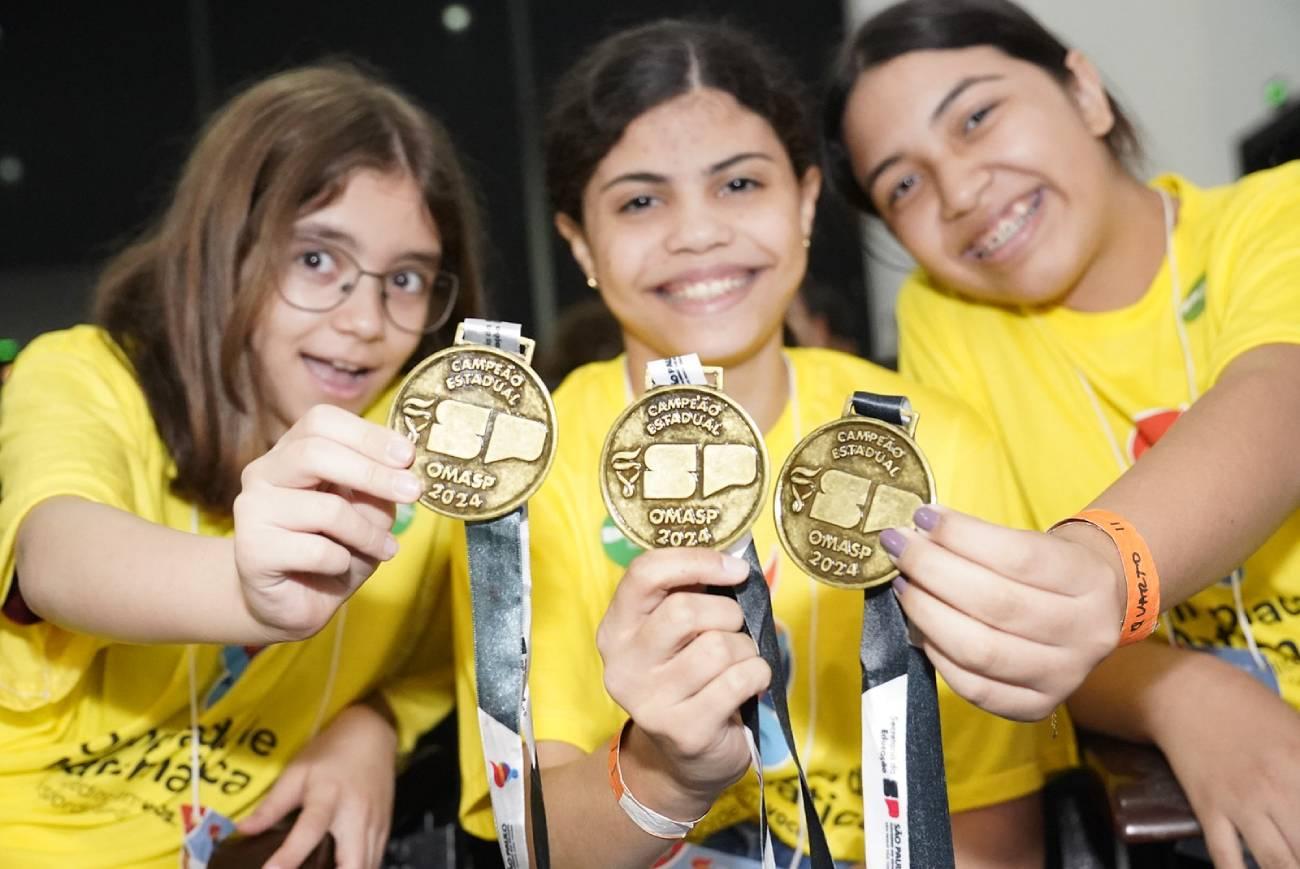 SP premia 122,7 mil estudantes com medalhas na Olimpíada de Matemática das Escolas Estaduais de SP
