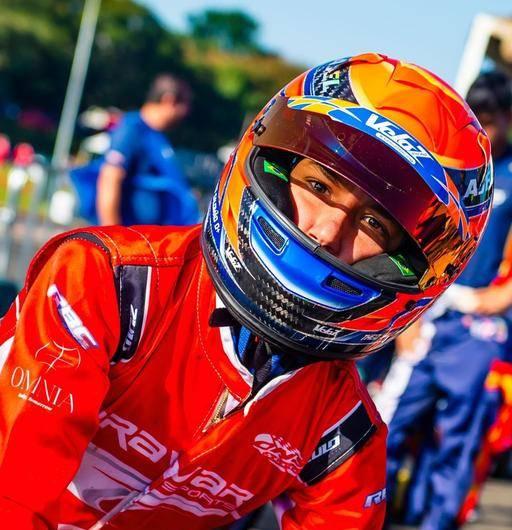 Theo Salomão dominou a OK-N Júnior na Copa São Paulo Light de Kart em seu retorno ao Brasil