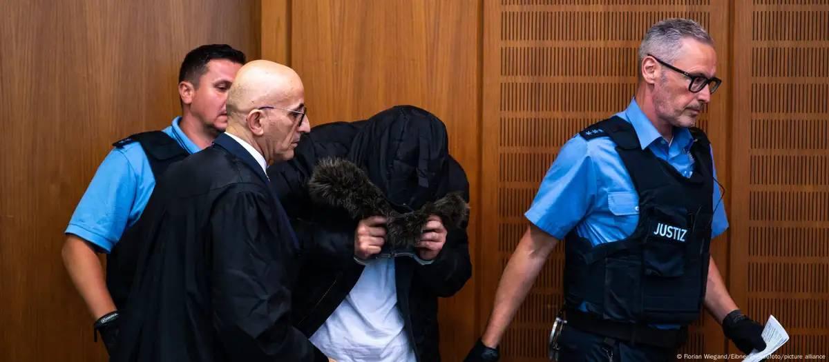 Alemanha condena médico sírio à prisão perpétua por tortura