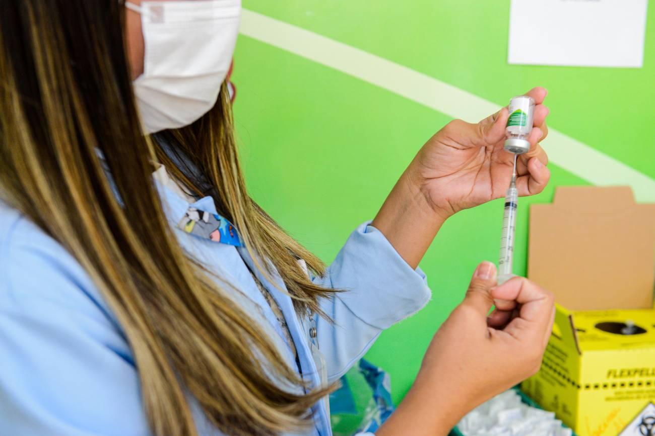 Com 42% do público prioritário vacinado contra a gripe, cobertura de São Bernardo supera média nacional e estadual