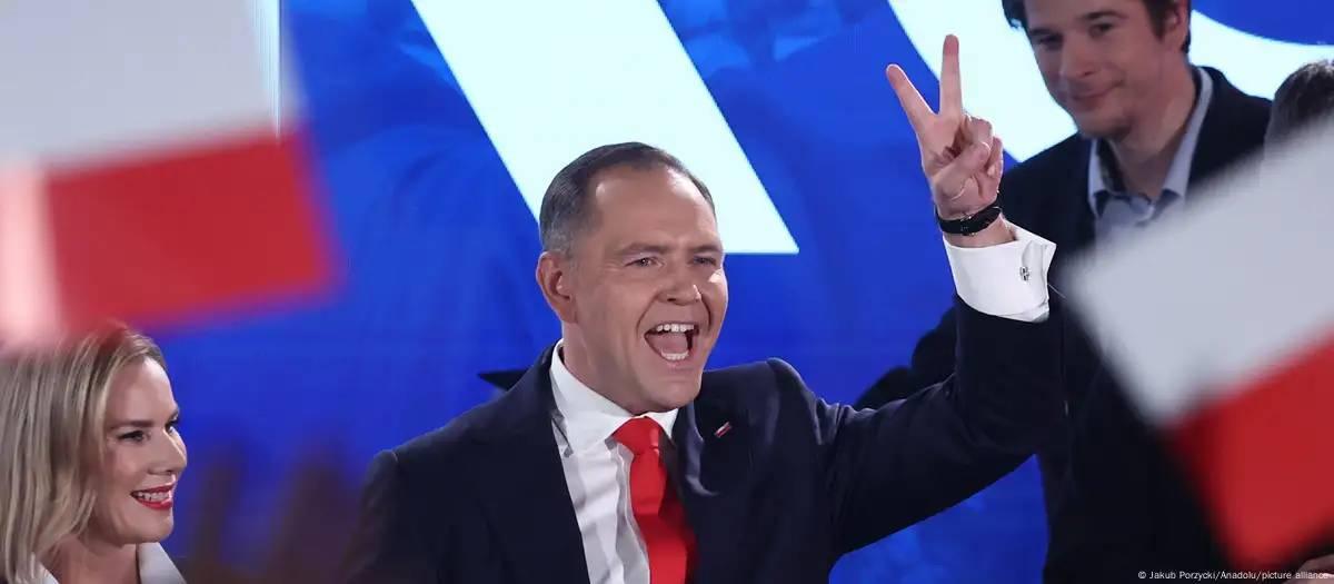 Conservador Nawrocki vence eleição presidencial na Polônia