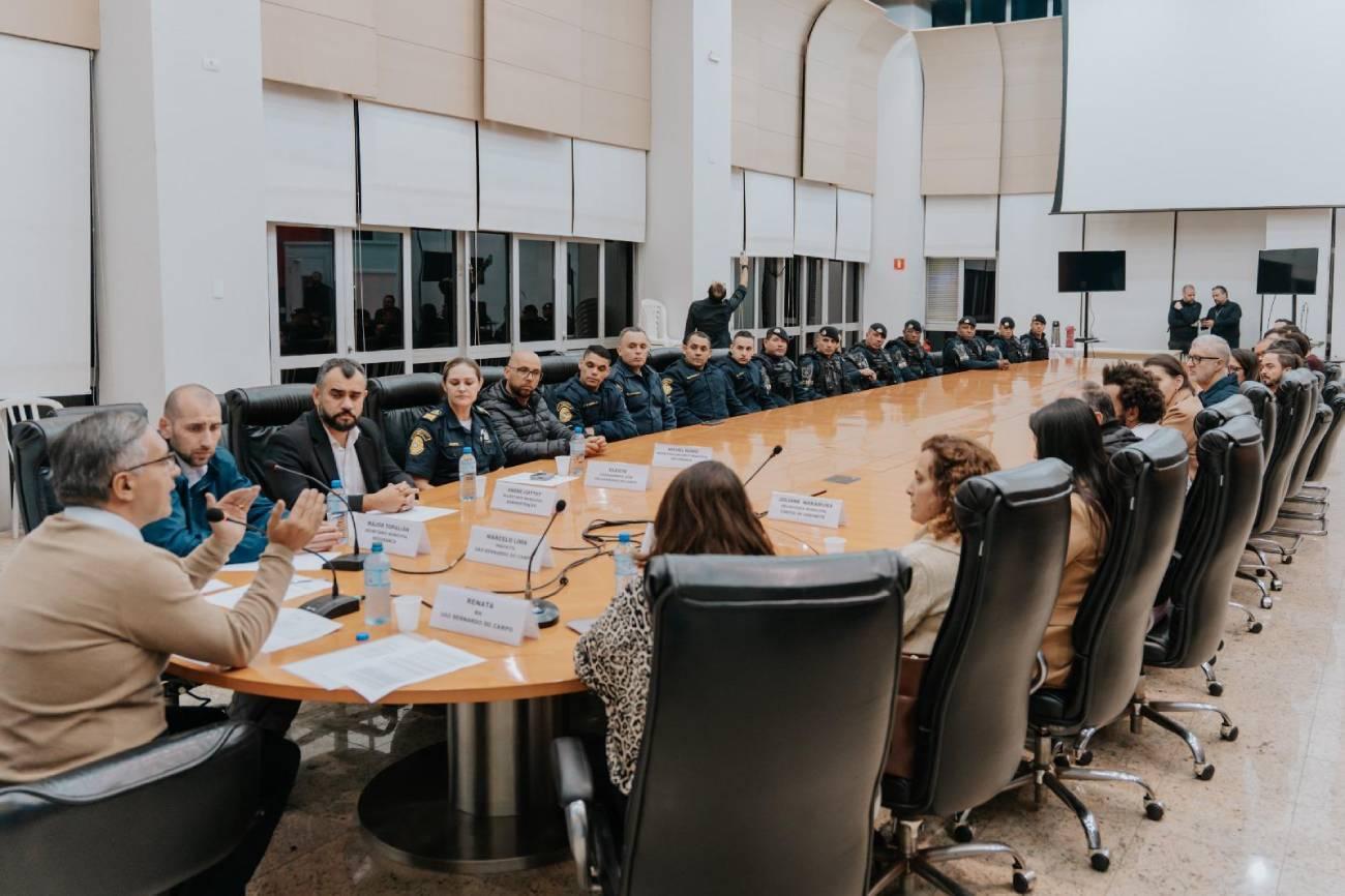 Em valorização à atuação da GCM, Prefeitura de São Bernardo efetiva promoção vertical de 36 guardas