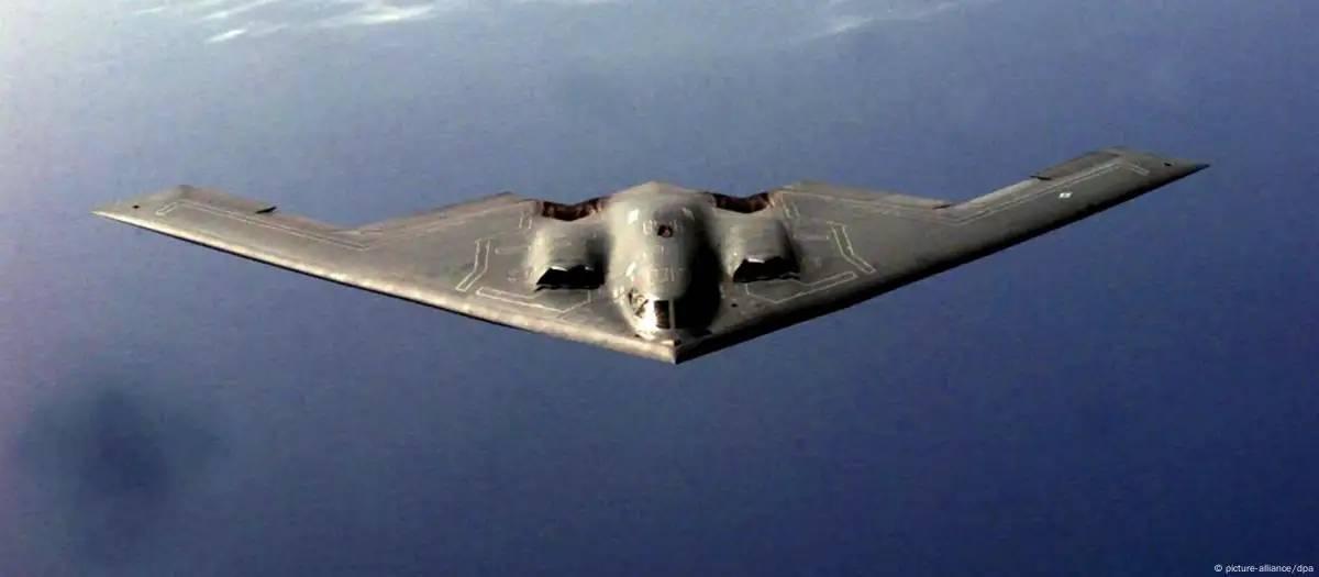 EUA enviam bombardeiros, e tensão no Oriente Médio escala