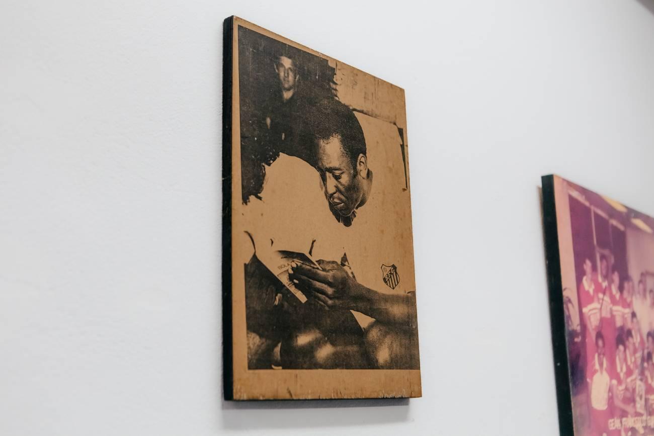 Exposição 'José Rossi: entre a bola, os livros e a alma de um povo' celebra legado ao esporte de São Bernardo