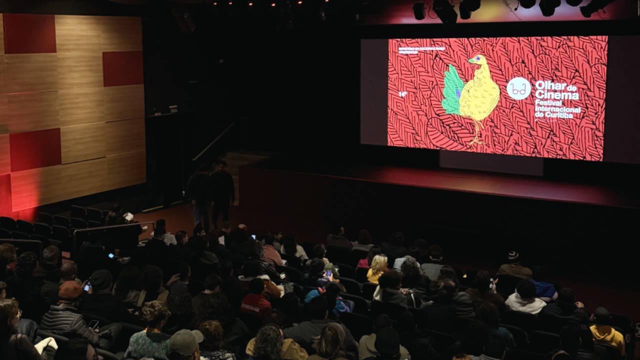 Pela primeira vez, Museu Oscar Niemeyer recebe filmes do Olhar de Cinema com tecnologia de cinema profissional