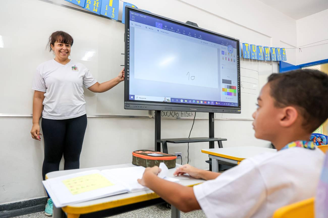 Prefeitura de São Bernardo retoma pagamento de progressão e benefício chega a 3.309 profissionais da Educação