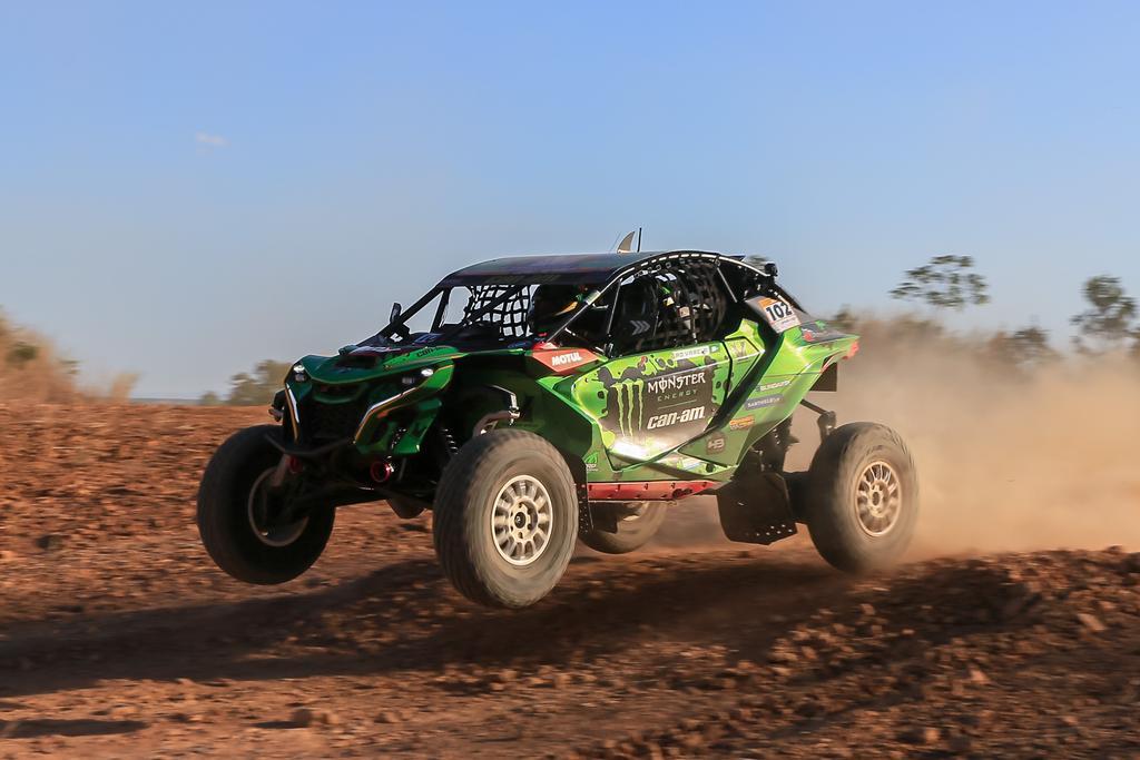 Rally Jalapão 2025 inicia etapa competitiva com trecho exigente entre Palmas e Mateiros (TO)