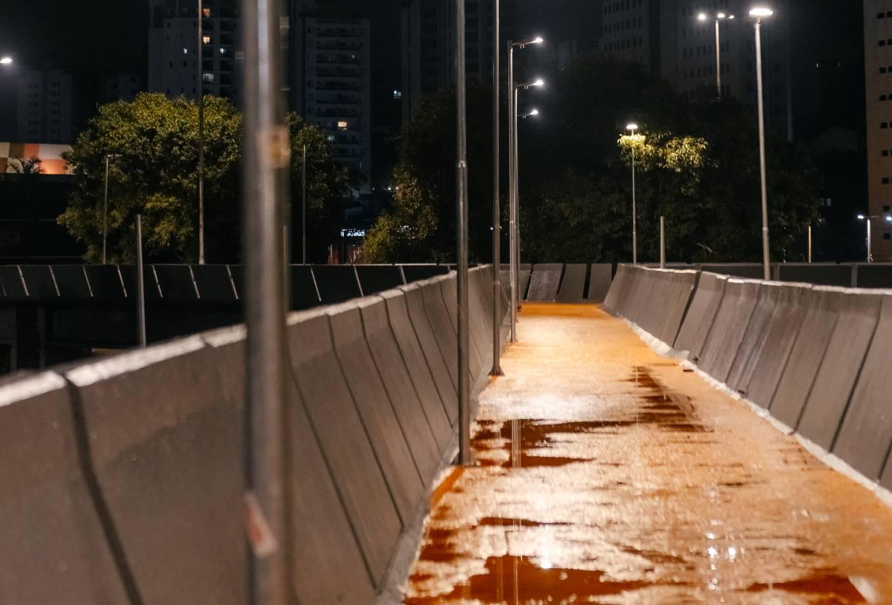 Revitalização das passarelas do Paço Municipal garante mais segurança aos moradores