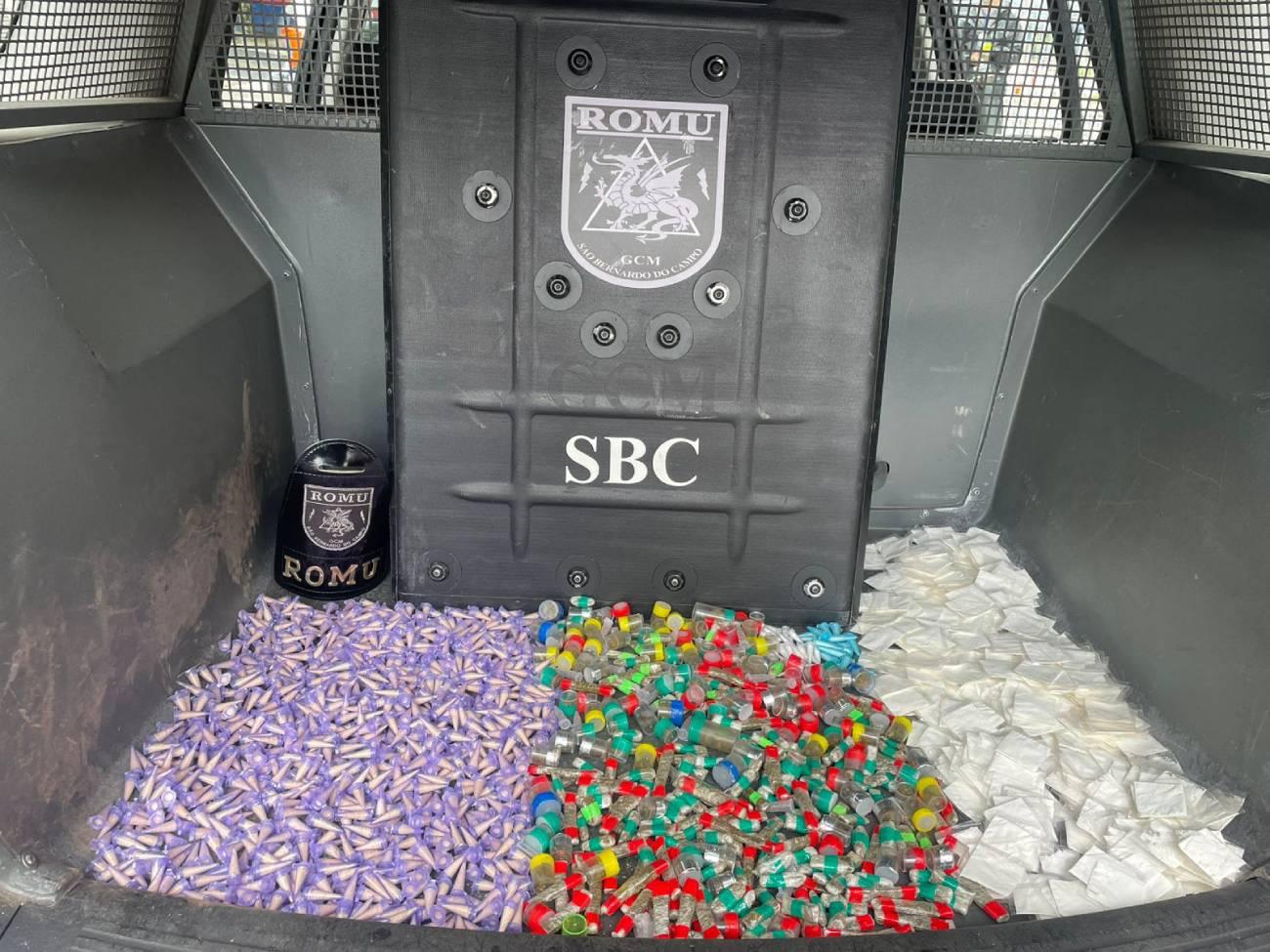 Romu de São Bernardo estoura casa-bomba na Vila Esperança e prende homem por tráfico