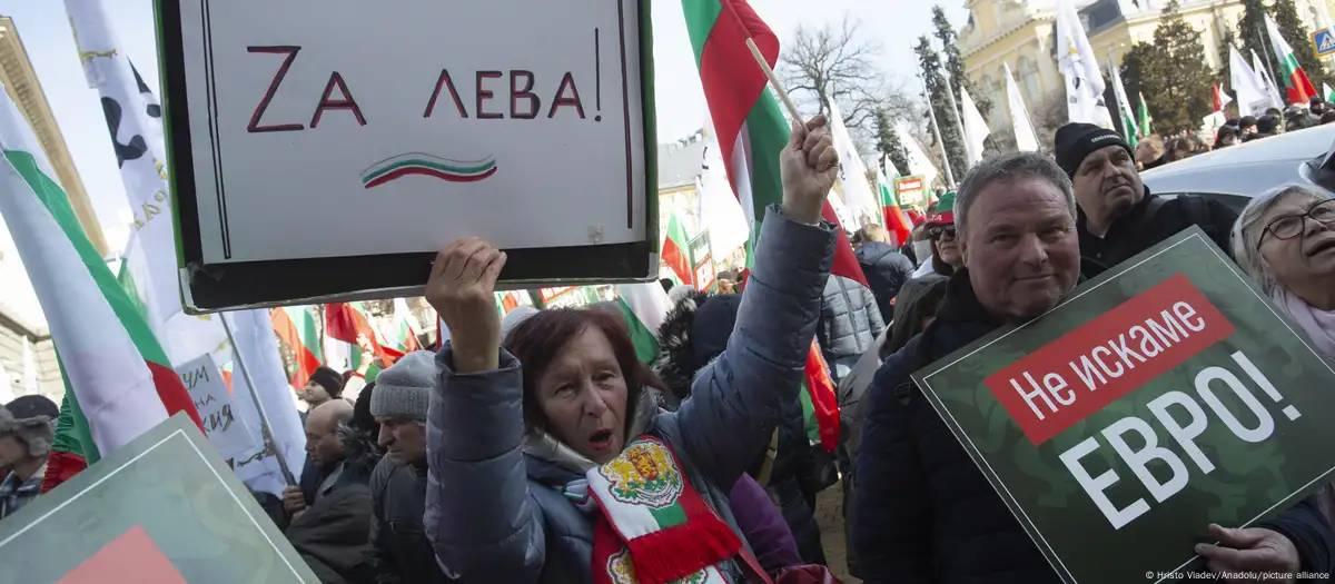 União Europeia dá aval para Bulgária adotar o euro em 2026