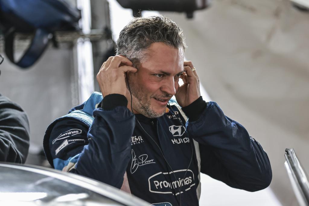 De volta à Cascavel, Silas Passos está em casa