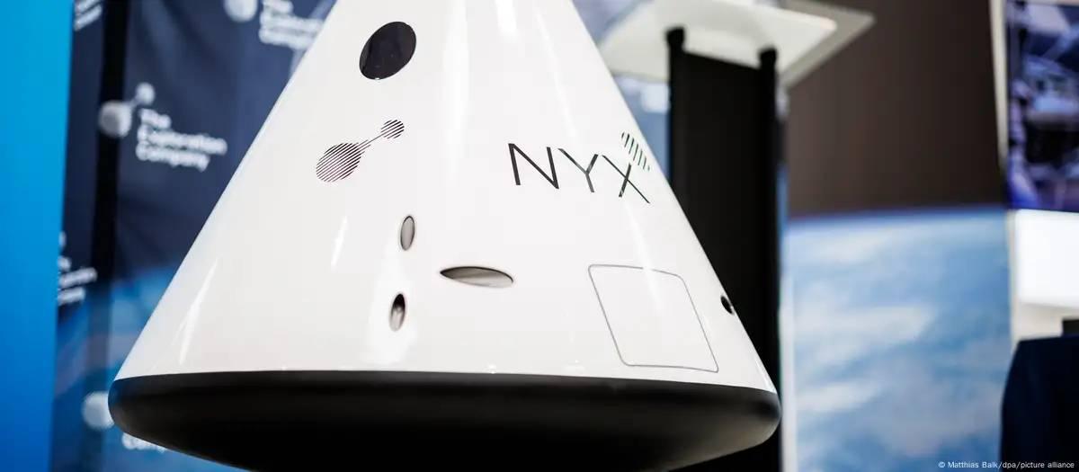 Empresa perde cápsula com 166 urnas funerárias no espaço