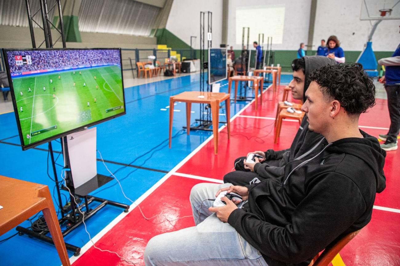 Prefeitura realiza 1º Torneio de Futebol Digital e organizadores pensam em criar circuito escolar
