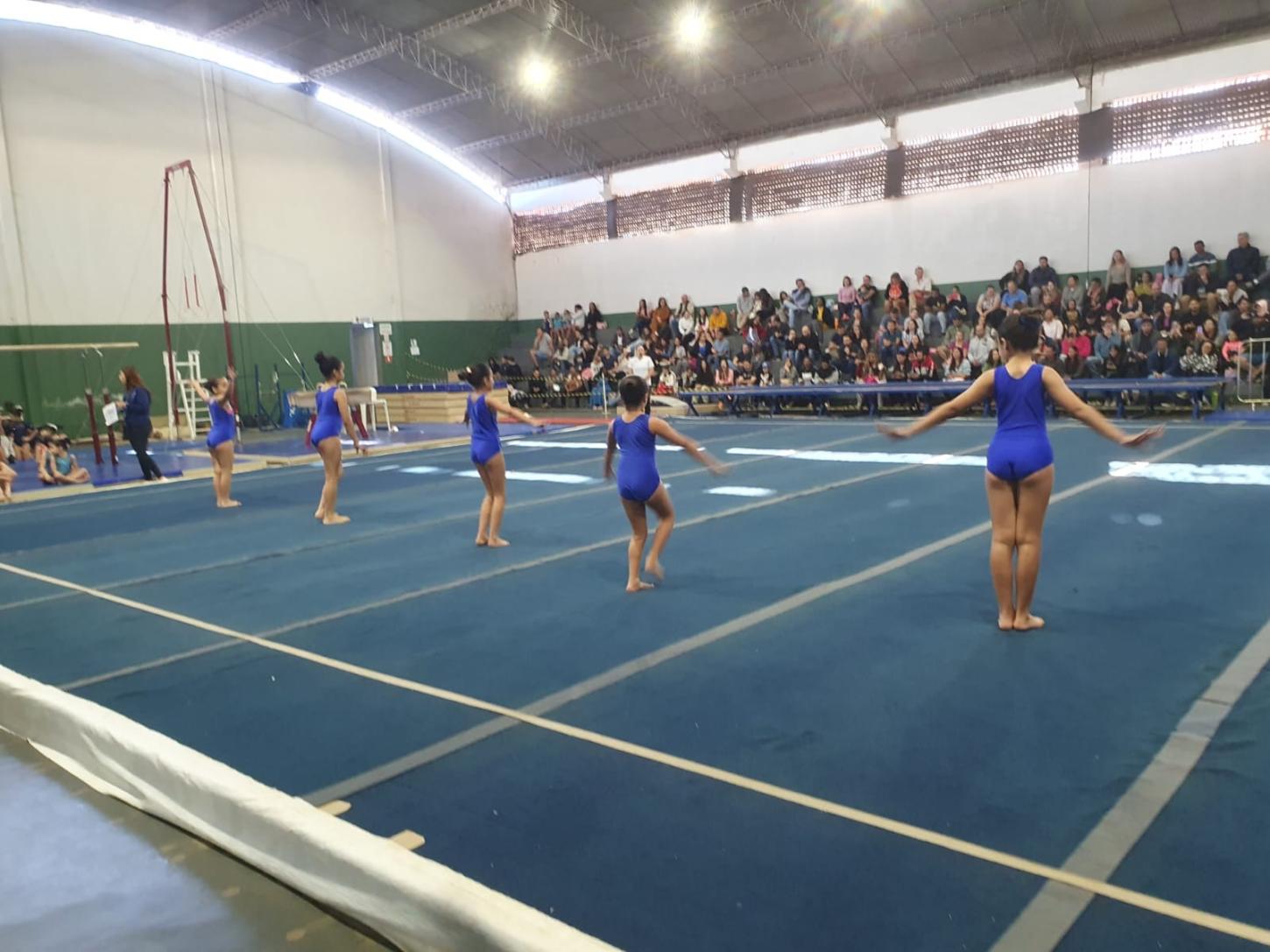 Prefeitura realiza Torneio de Inverno de Ginástica Artística com participação de 300 alunos