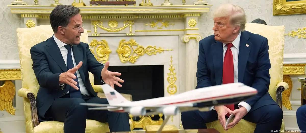 Trump ameaça Rússia com tarifaço se não houver acordo de paz