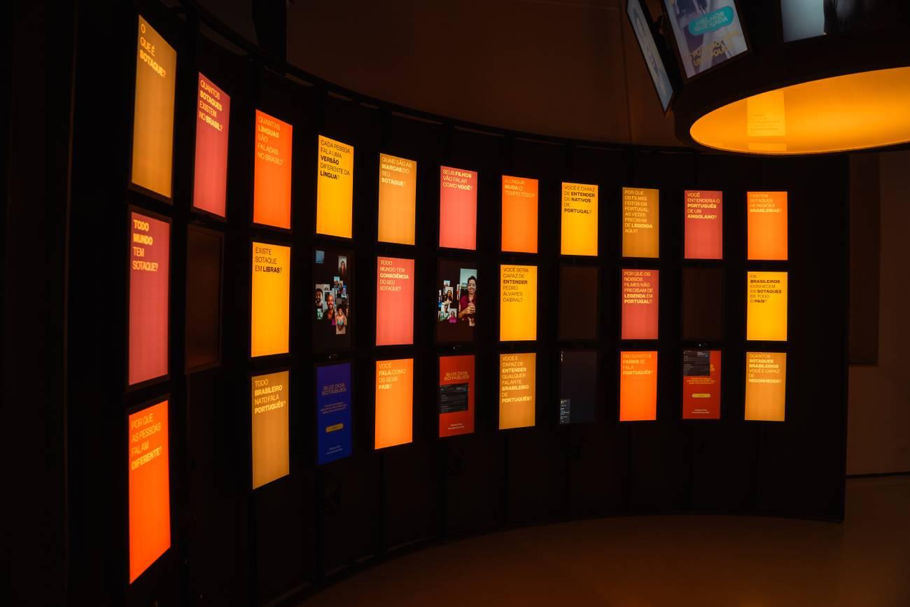 Últimas semanas da exposição Fala Falar Falares no Museu da Língua Portuguesa