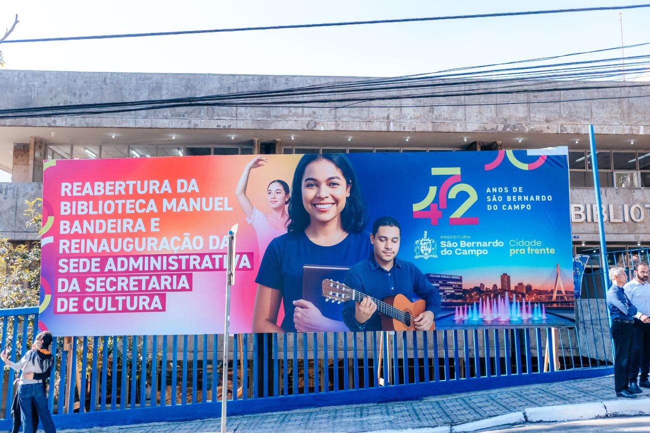 Após cinco anos fechada, Biblioteca Municipal do Baeta Neves abre as portas à comunidade