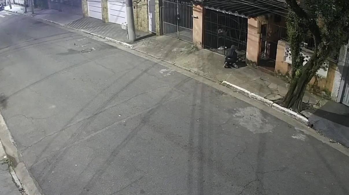 Com apoio do Smart Sanca, GCM prende suspeitos por furto em depósito de materiais no Bairro Santa Maria